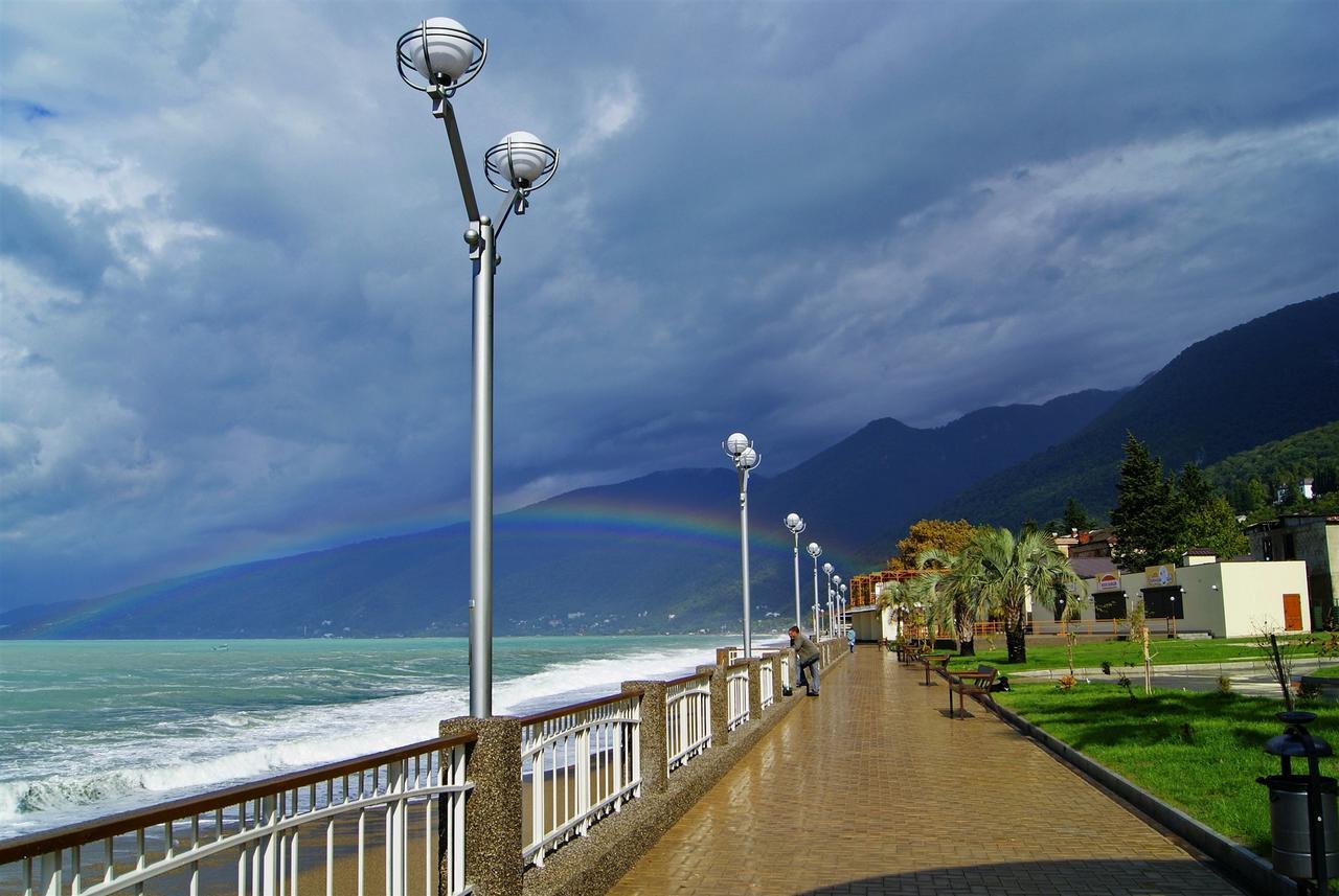 Panoramic view Hotel Gagra Esterno foto